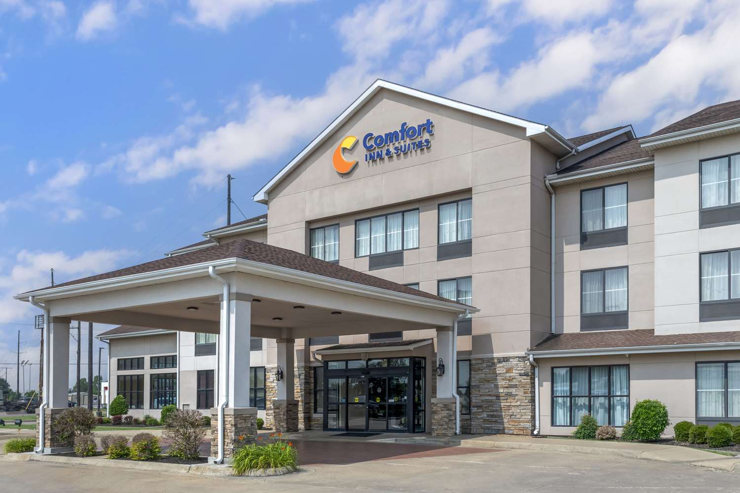 Comfort Inn & Suites Blytheville, AR 2/39
