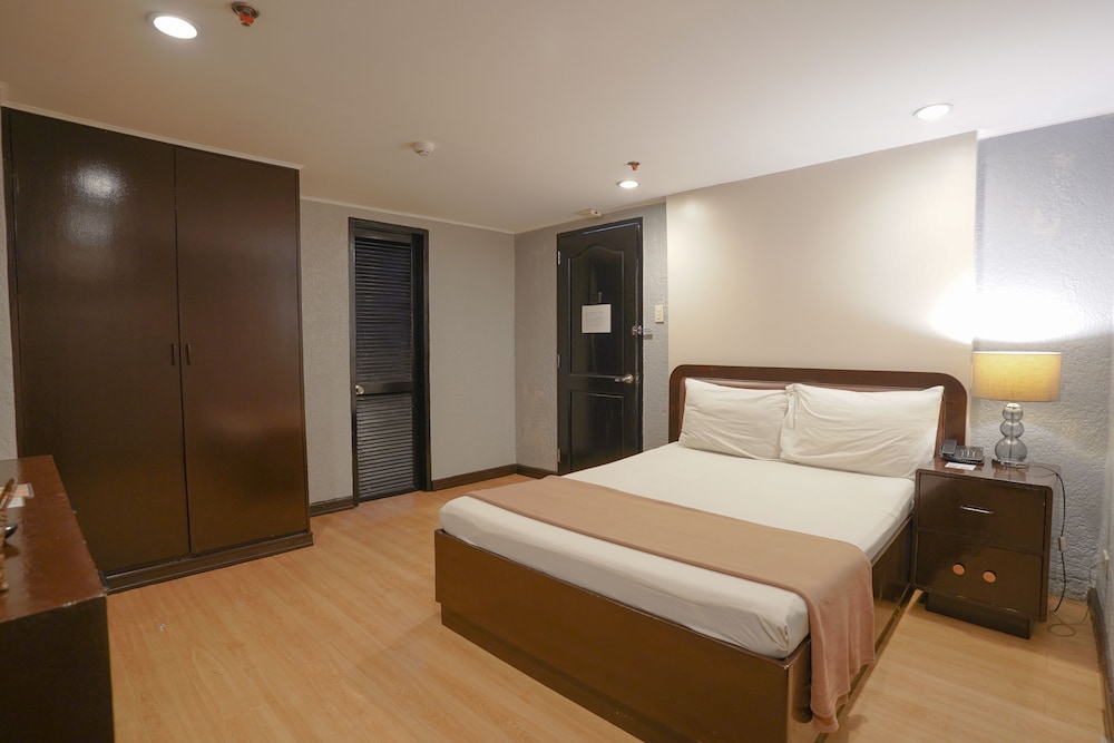 STANDARD, DOUBLE BED
