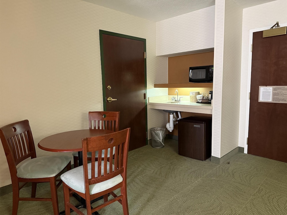 The Peoria Hotel, SureStay Collection by Best Western 48/59