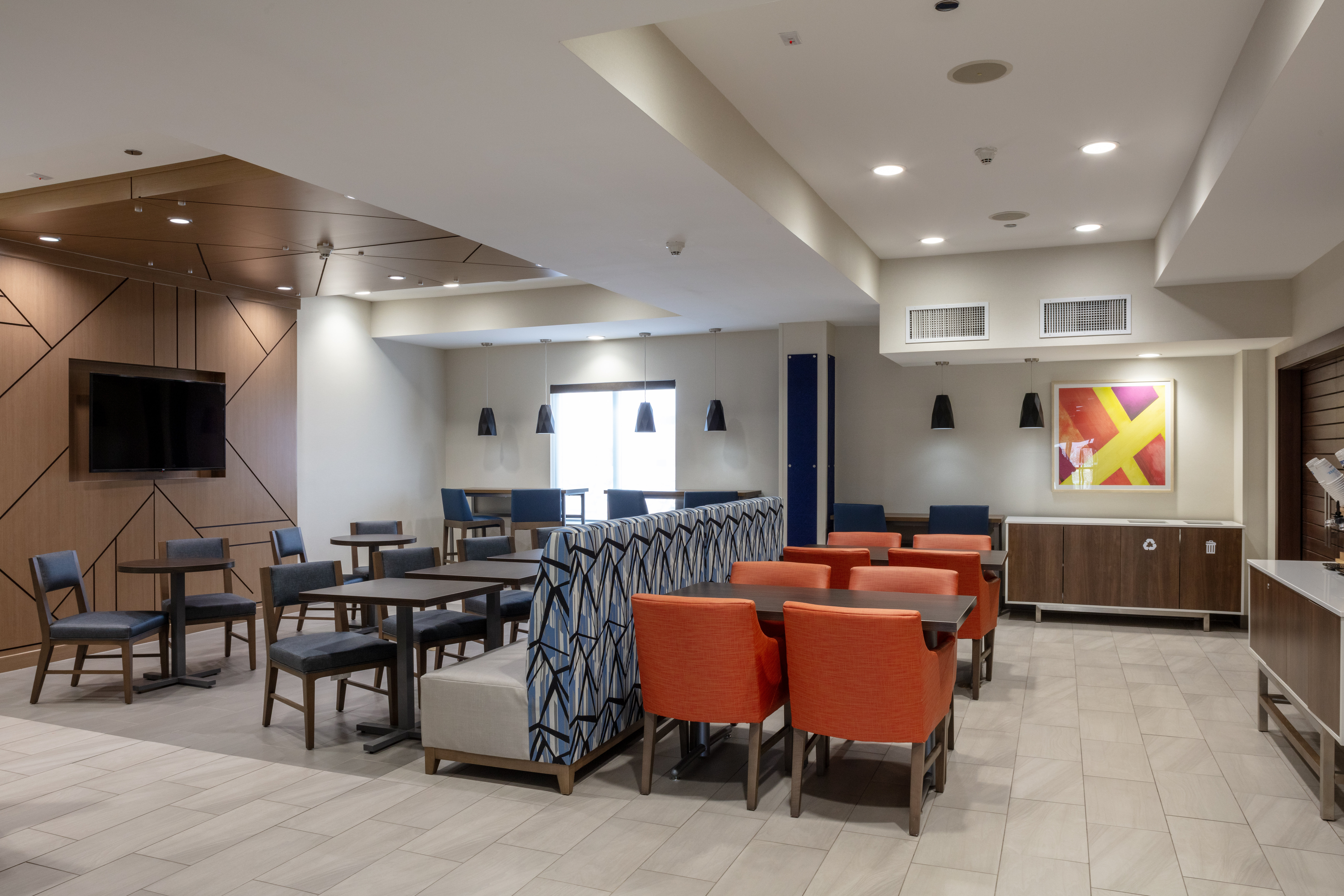 Holiday Inn Express Hotel & Suites El Paso West 34/36