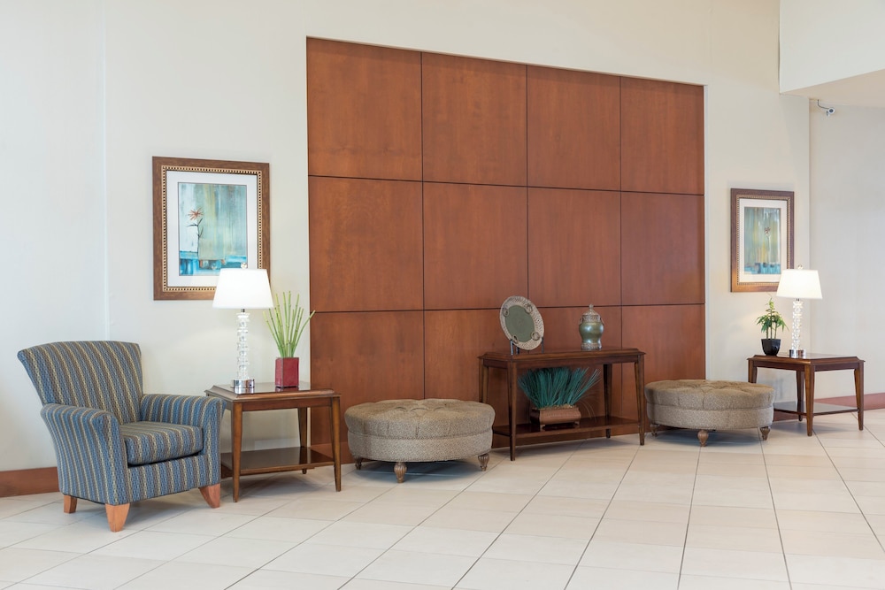 Holiday Inn Aurora North Naperville 3/33