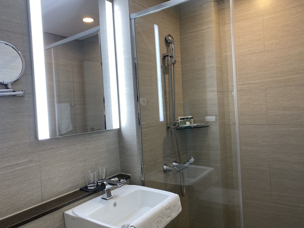 New Donghae Hotel 16/70