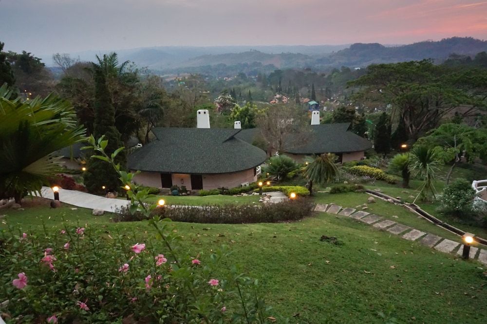 Imperial Phukaew Hill Resort in KHAO KHO
