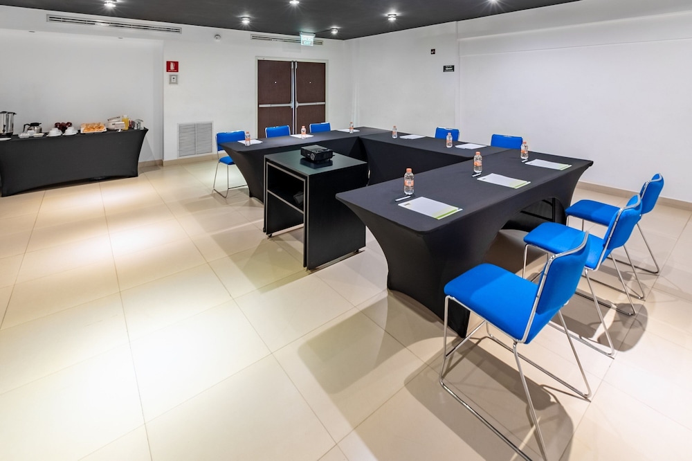 City Express Junior by Marriott Veracruz Aeropuerto 32/37