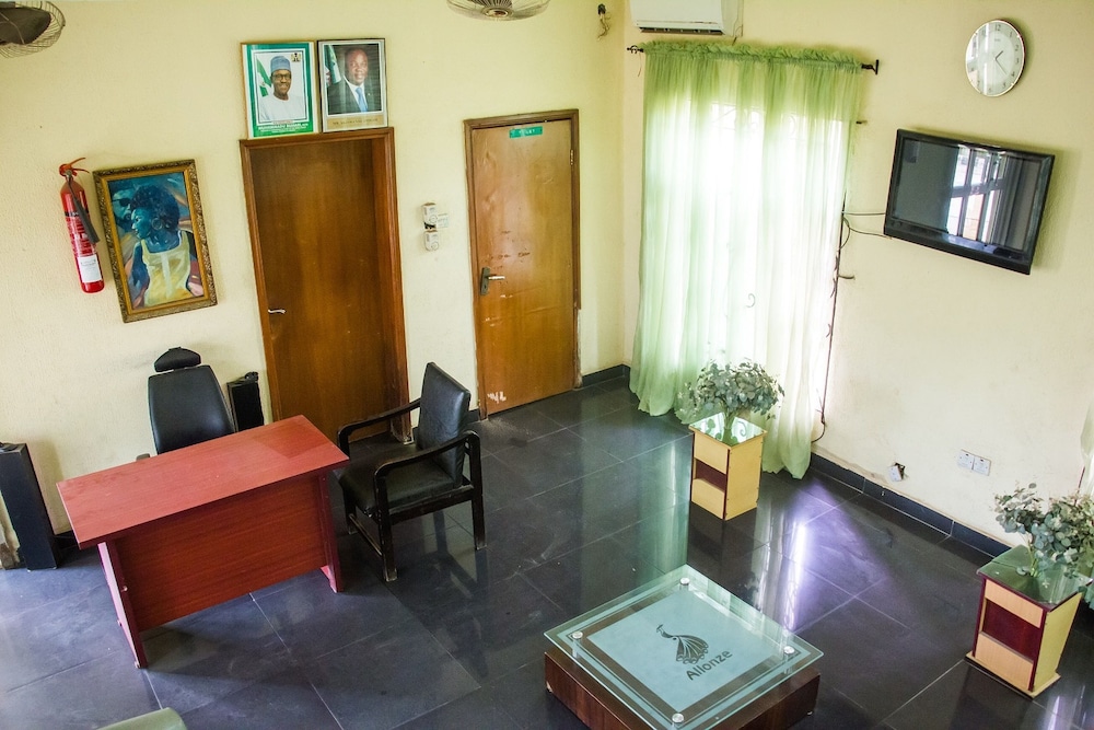 Allonze Hotel 23/35