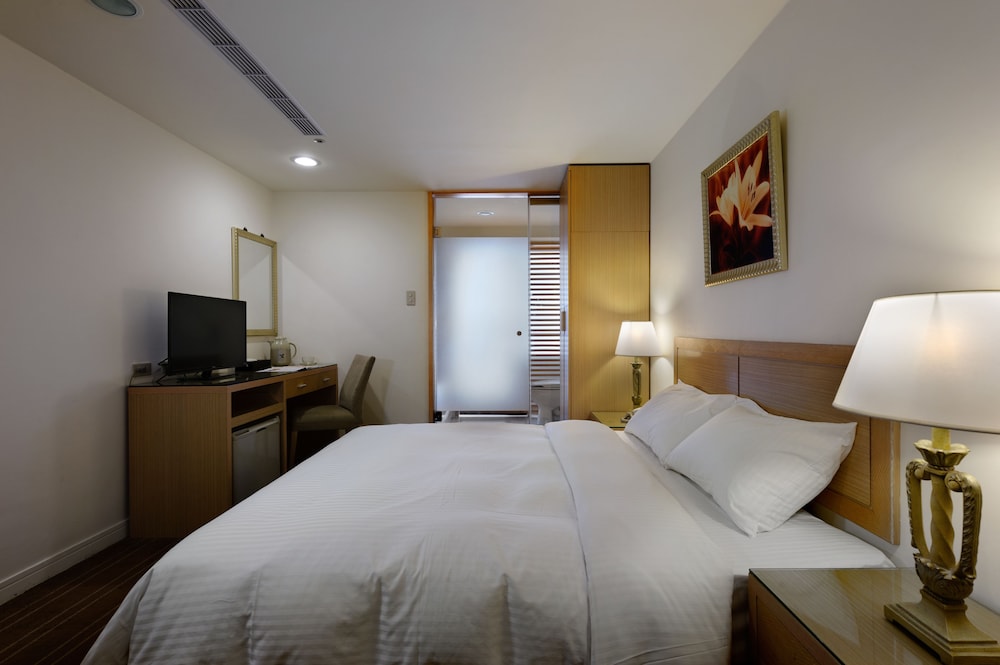 Nei Jiang Hotel 20/38