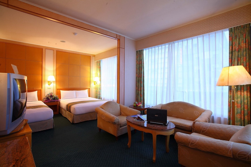 Da Shih Hotel 28/38