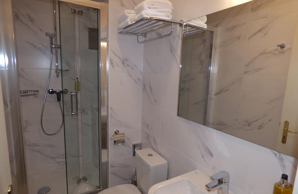 Melantrich Sivek Hotels 24/46