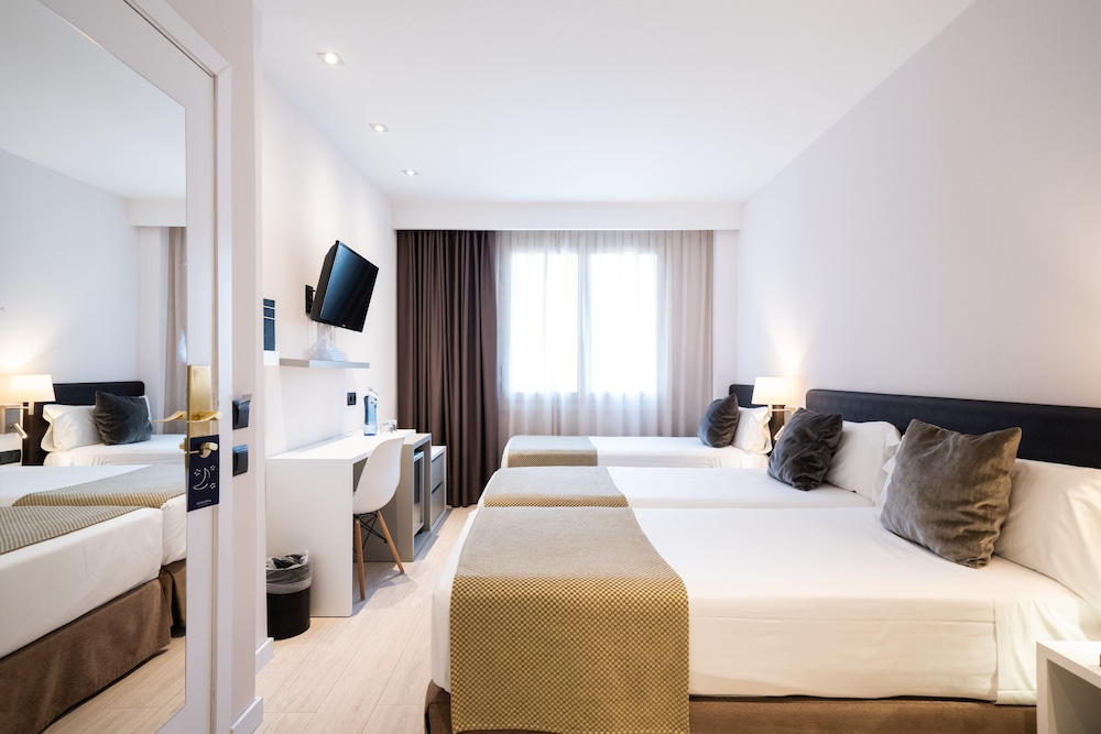 Catalonia Albeniz Hotel 16/55