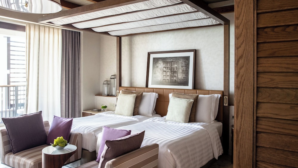 Ocean, Deluxe, King Bed