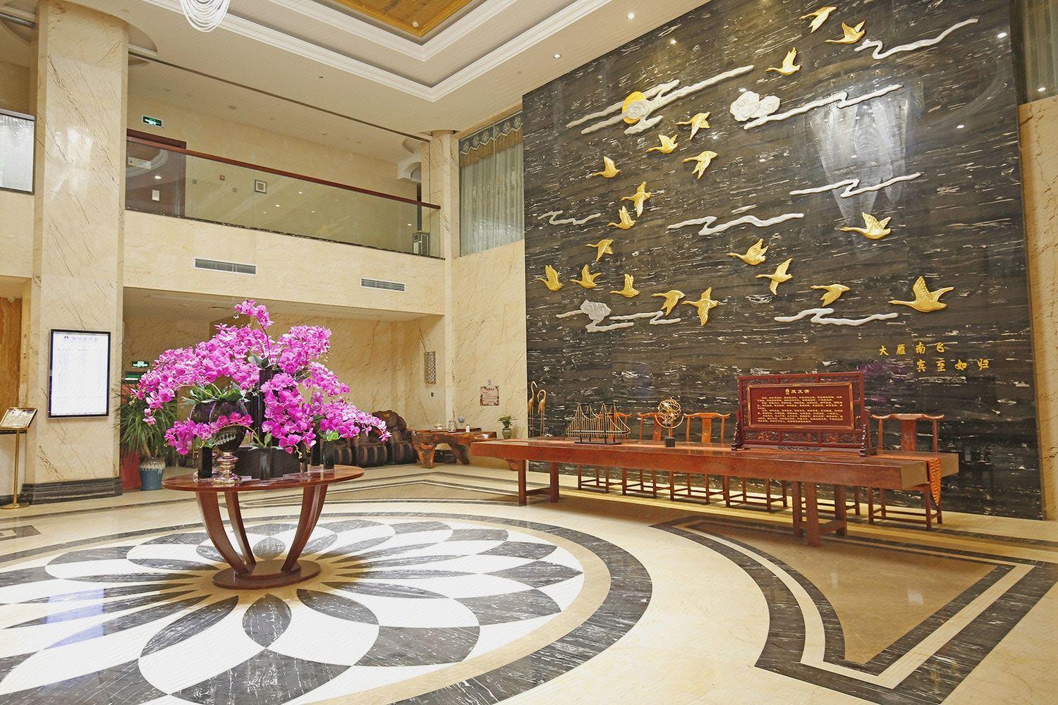 Maowen Hotel 8/23