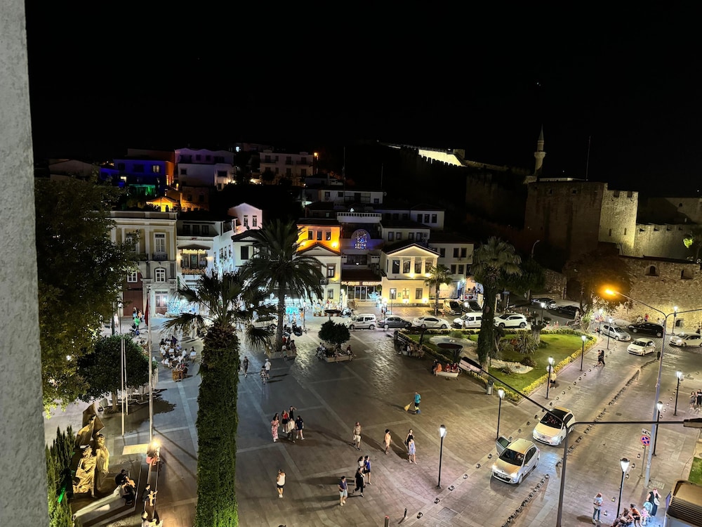 Ridvan Hotel 57/69