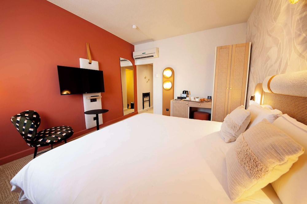 KYRIAD PRESTIGE CLERMONT FERRAND 15/76
