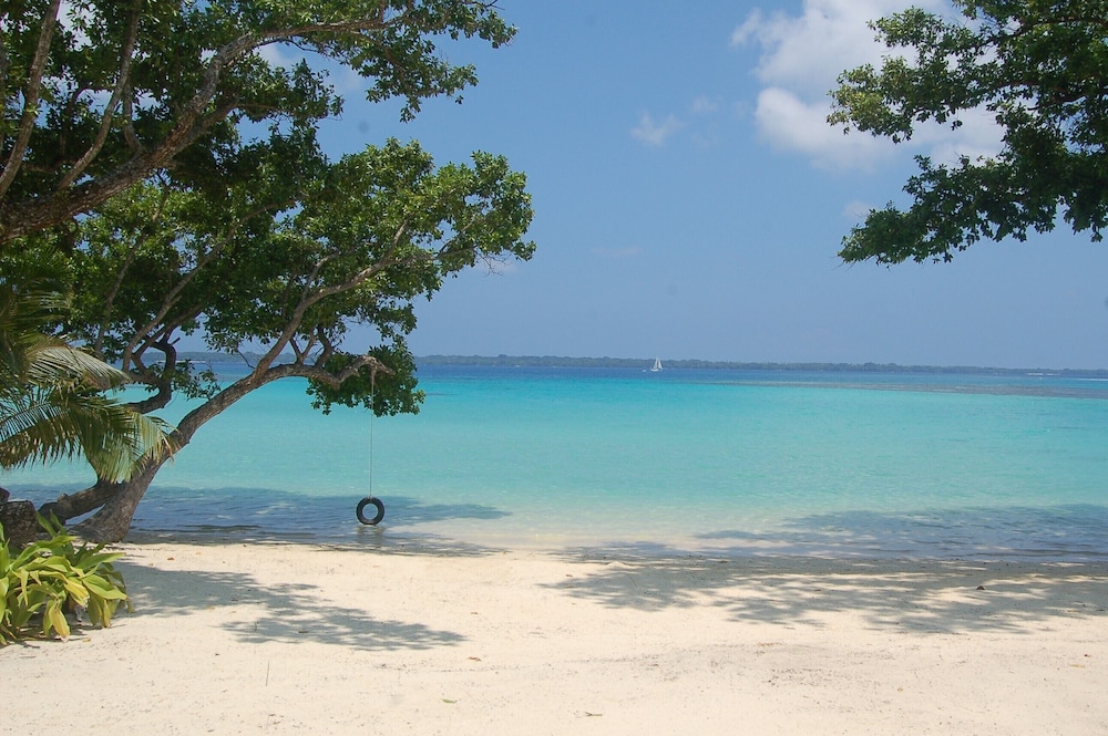 Barrier Beach Resort - Adults Only 36/50