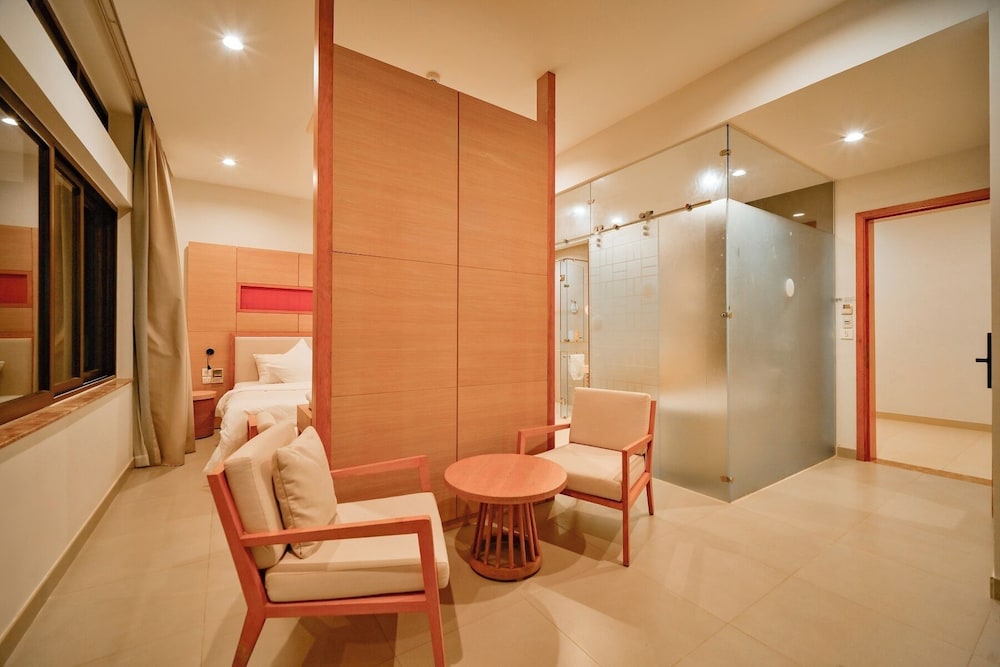 Mercury Phu Quoc Resort & Villas 47/63