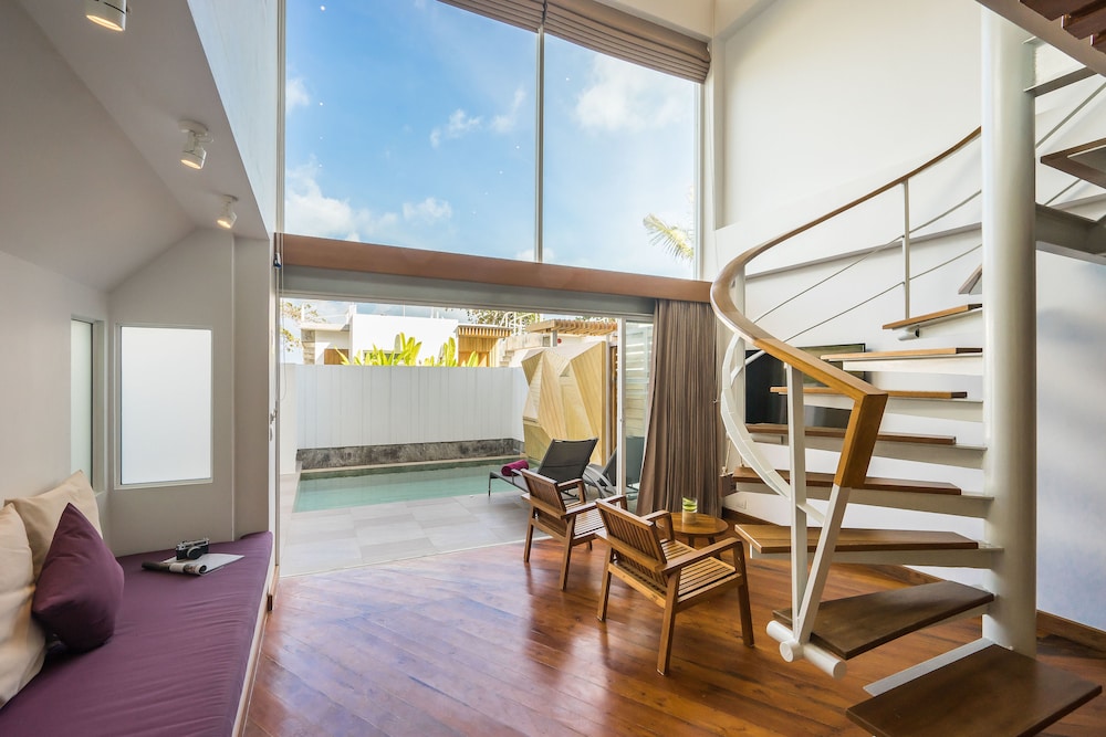 White Sand Samui Resort 25/50
