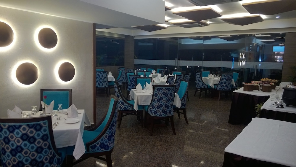 Hotel Seven Hills Tower 11/15