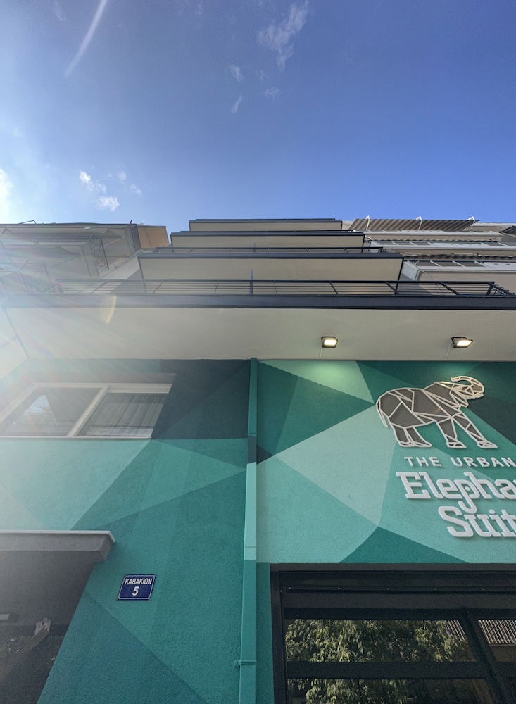 Urban Elephant Suites 2/24