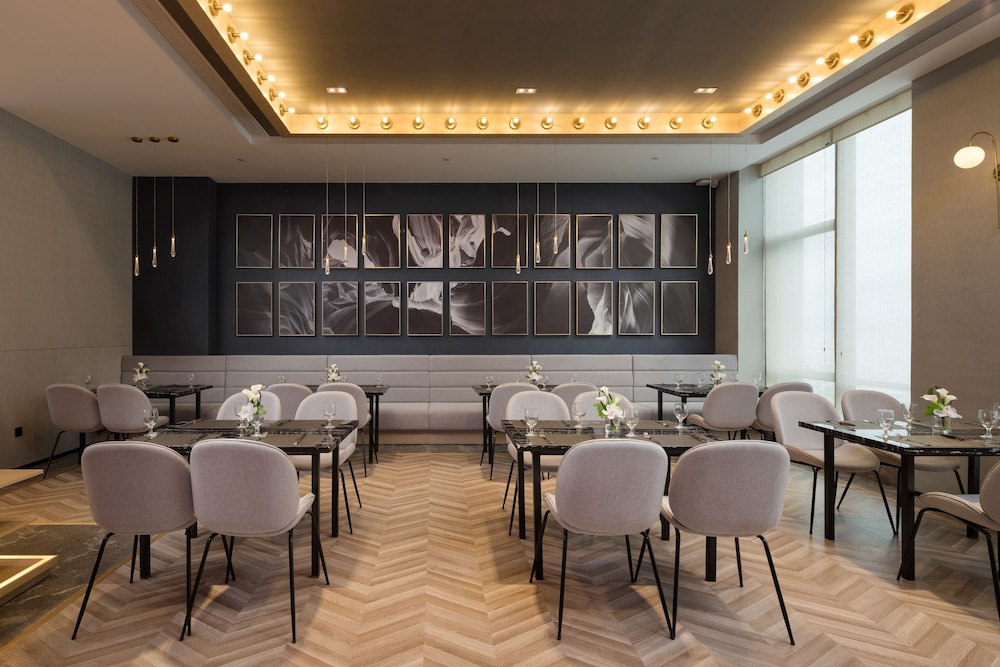 Buddy Hotel 39/50