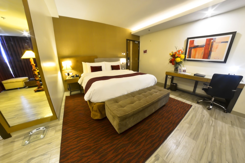 Ironwood Hotel 13/52