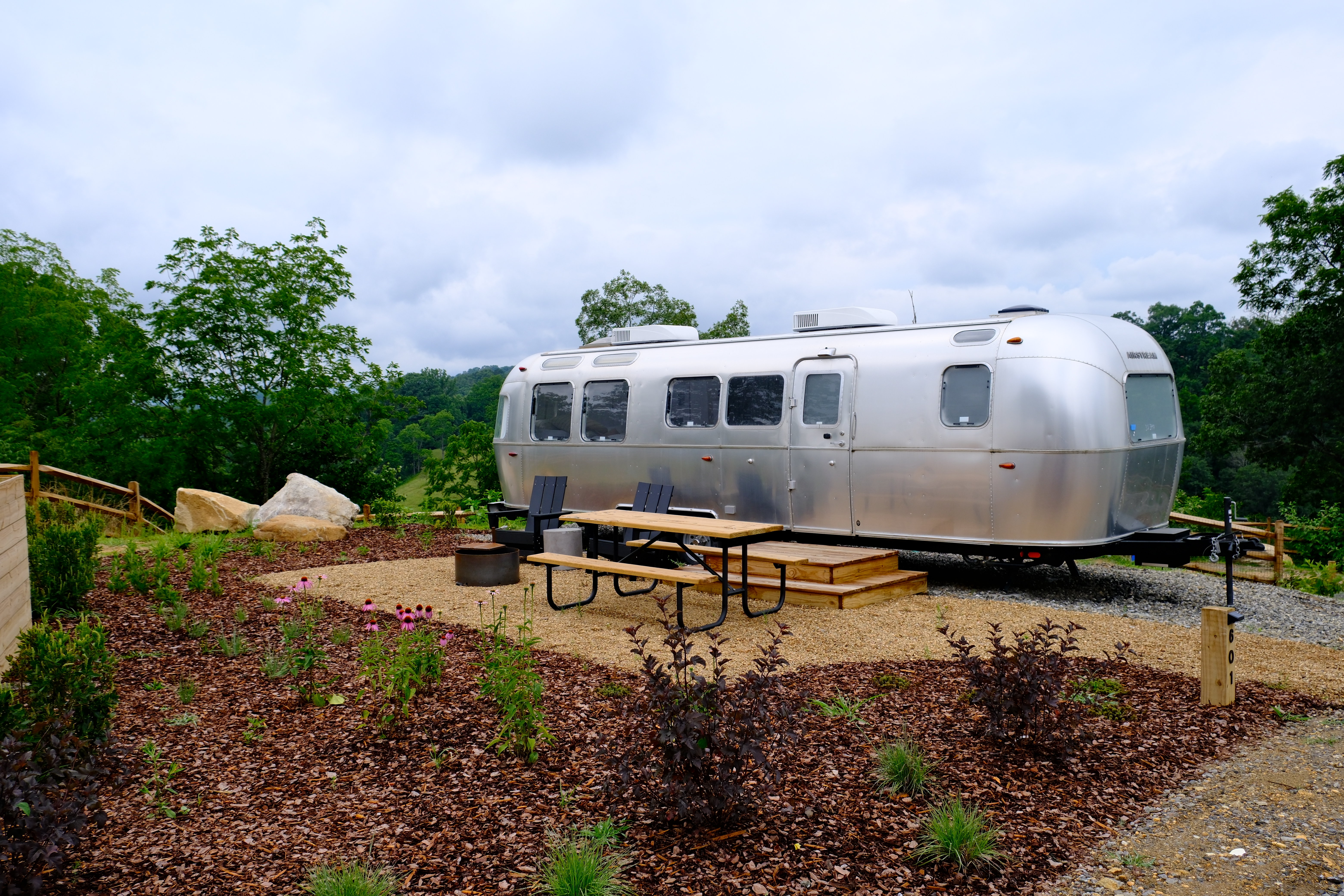 AutoCamp Asheville 4/50