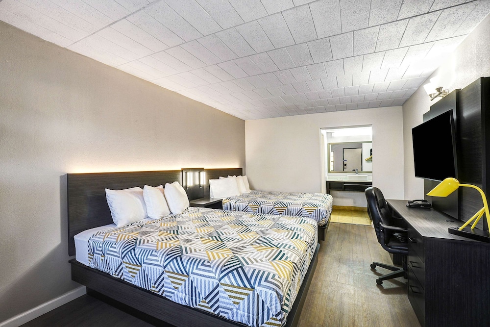 Motel6 Carlisle, PA - Cumberland Valley 24/42
