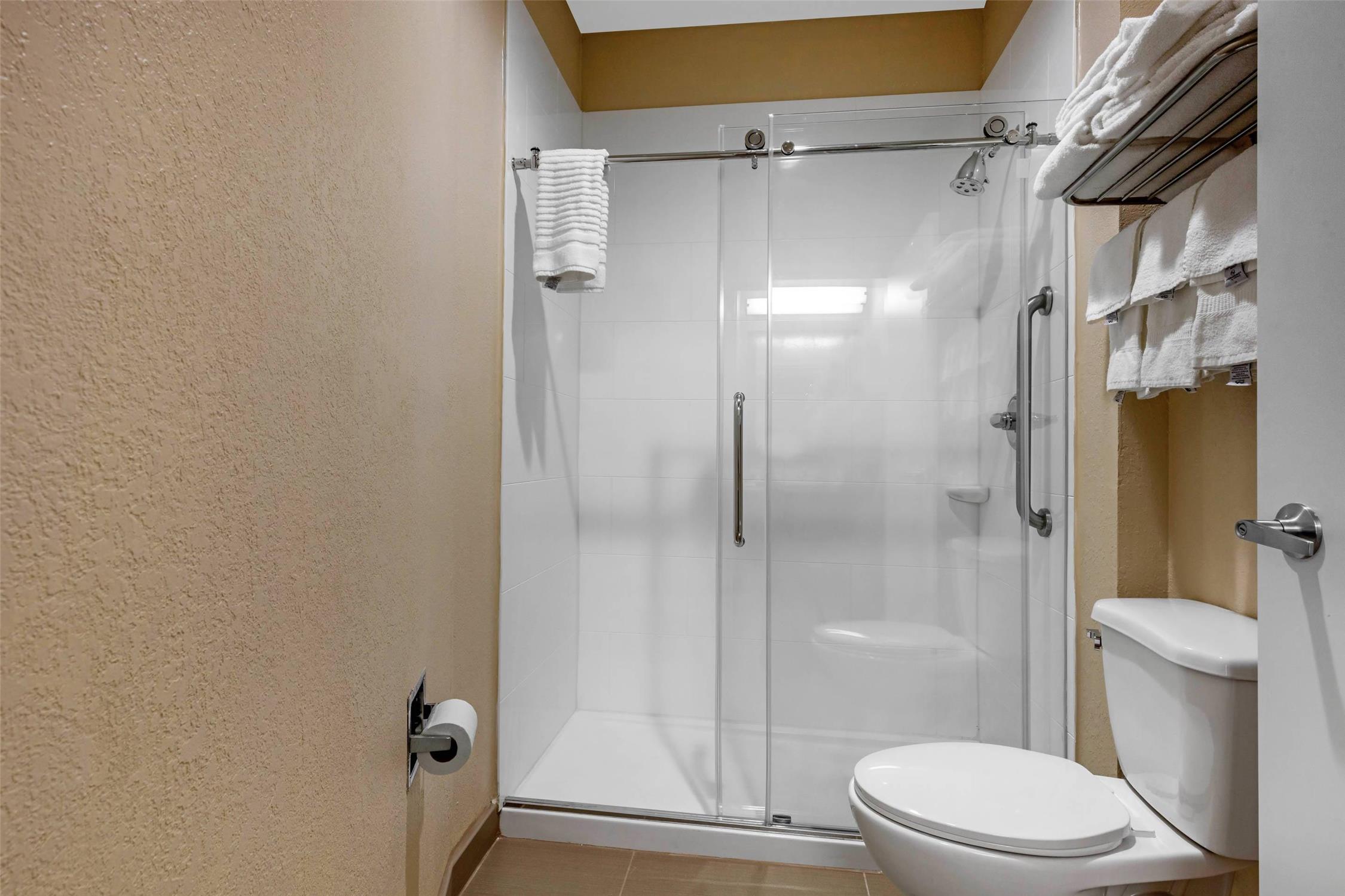 Upgrade, Suite, King Bed
