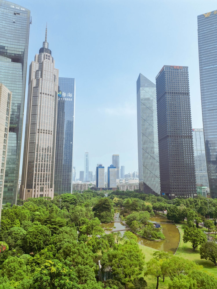 Grand Hyatt Guangzhou 68/69