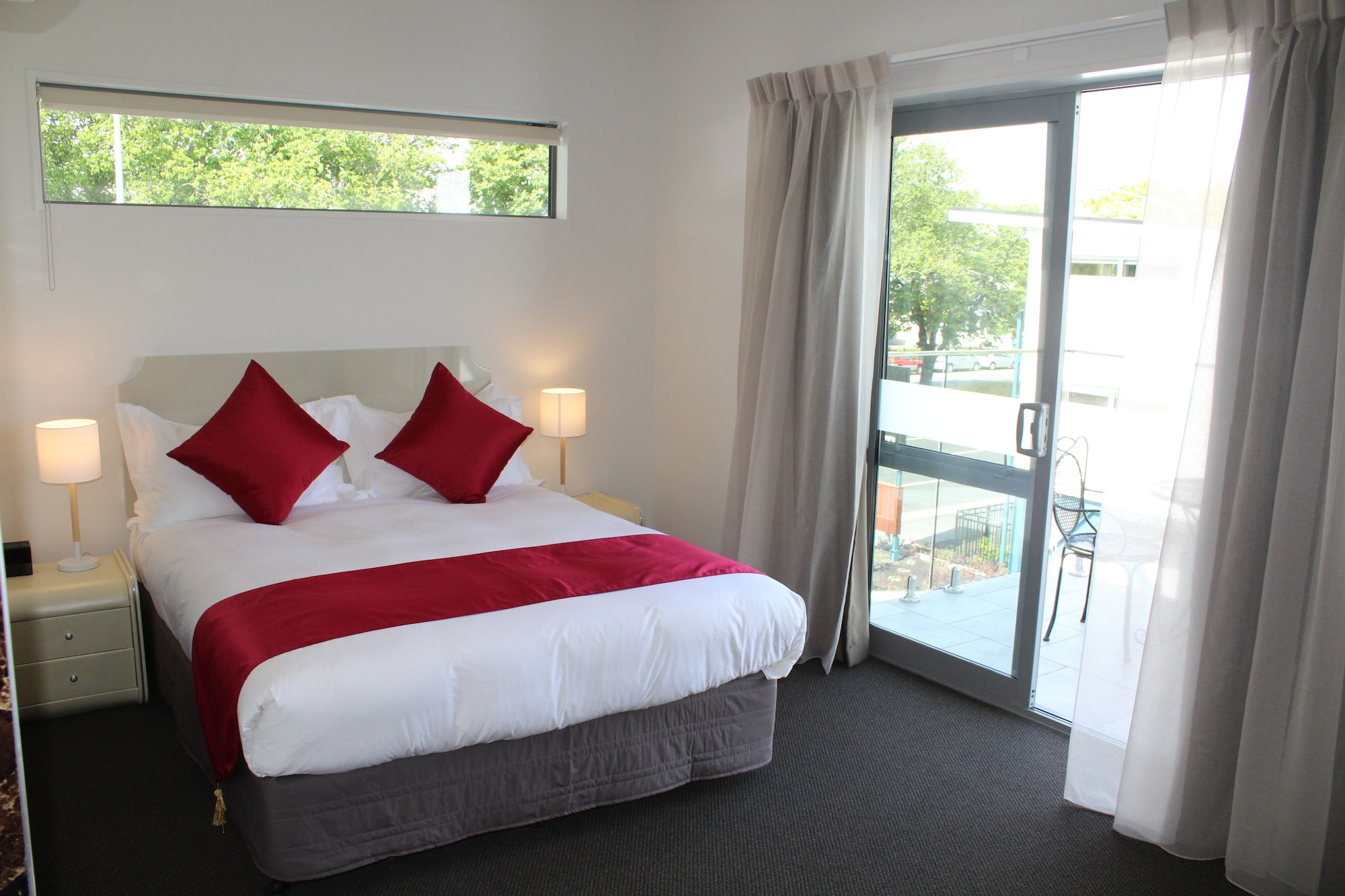 LUXURY, STUDIO, CITY VIEW