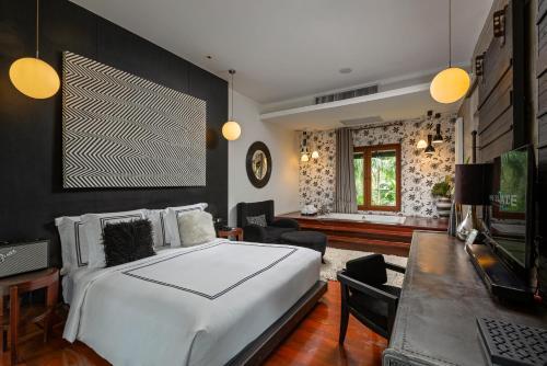 1 BEDROOM, PEARL SHELL, SUITE