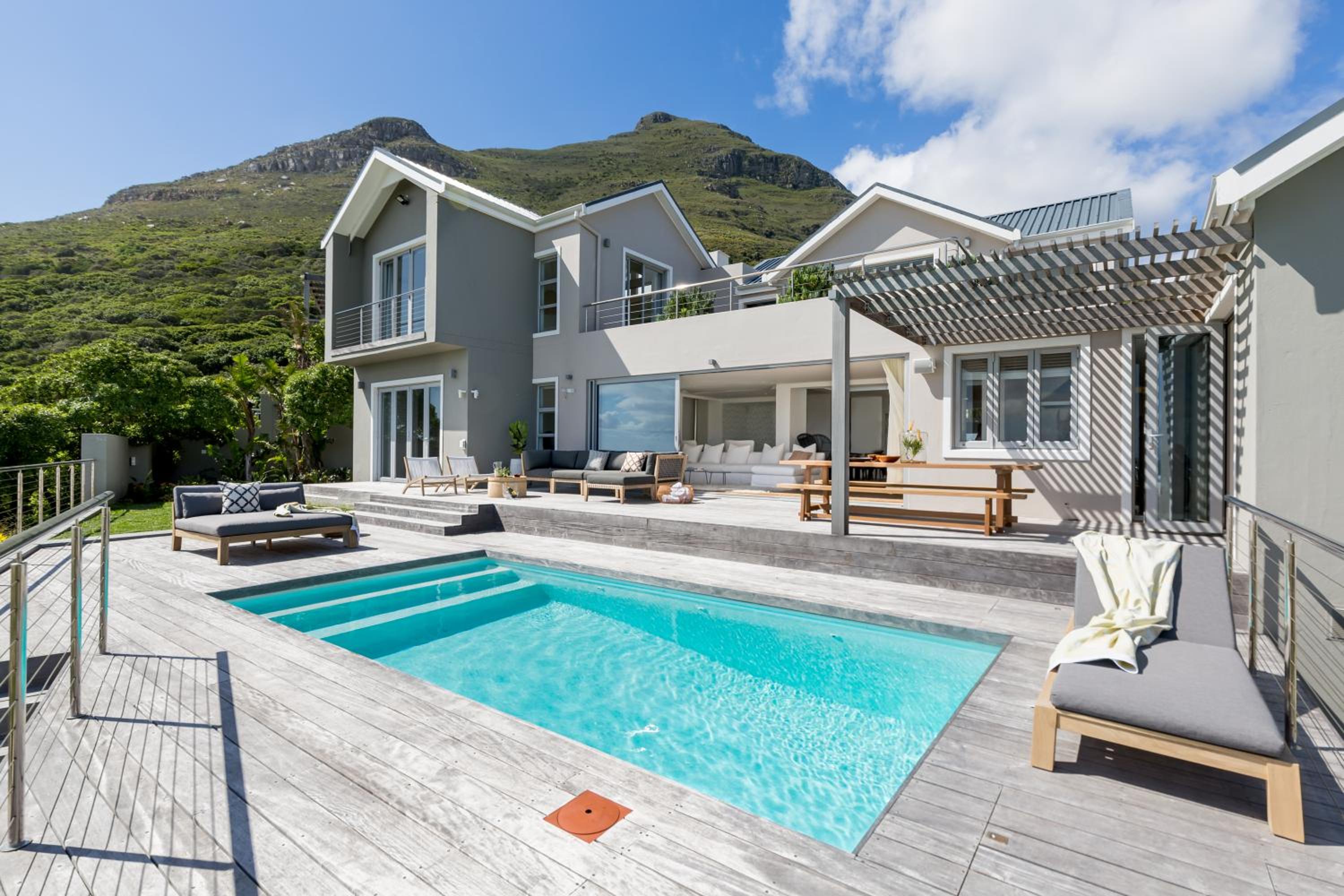 Cape Beach Villa 43/50