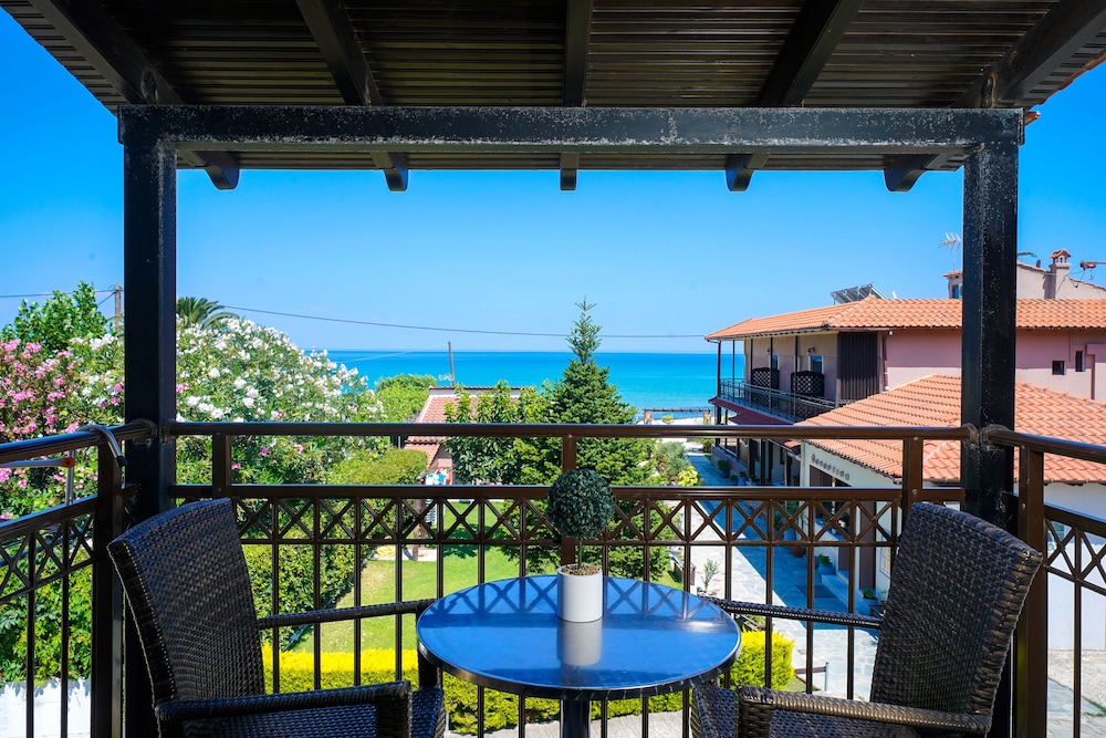 Kamelia Hotel 34/50