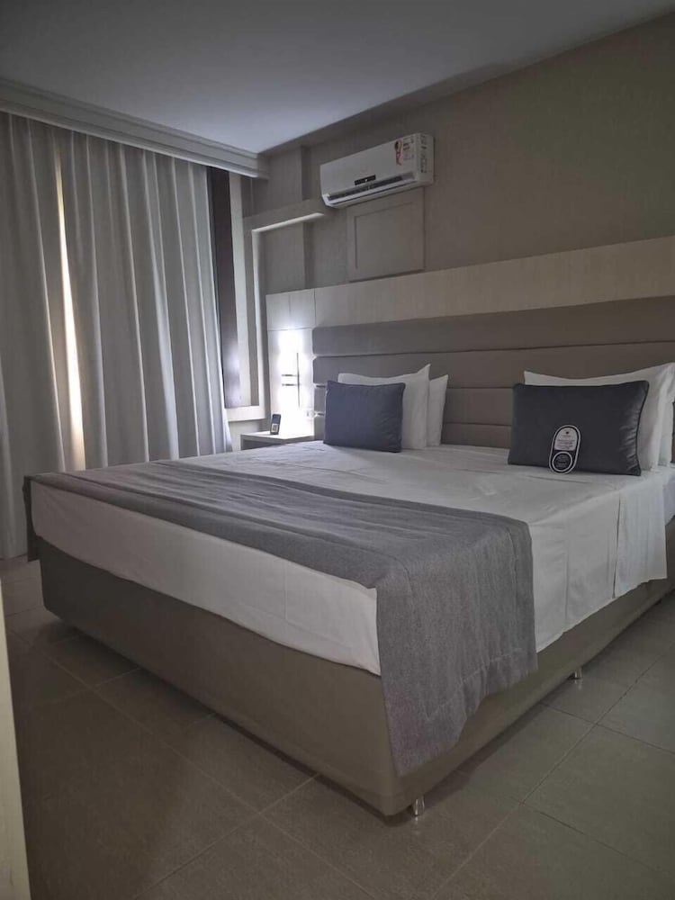 Hotel Metropole Maringa 19/69