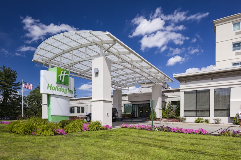 Holiday Inn Salem (I-93 At Exit 2) 40/43