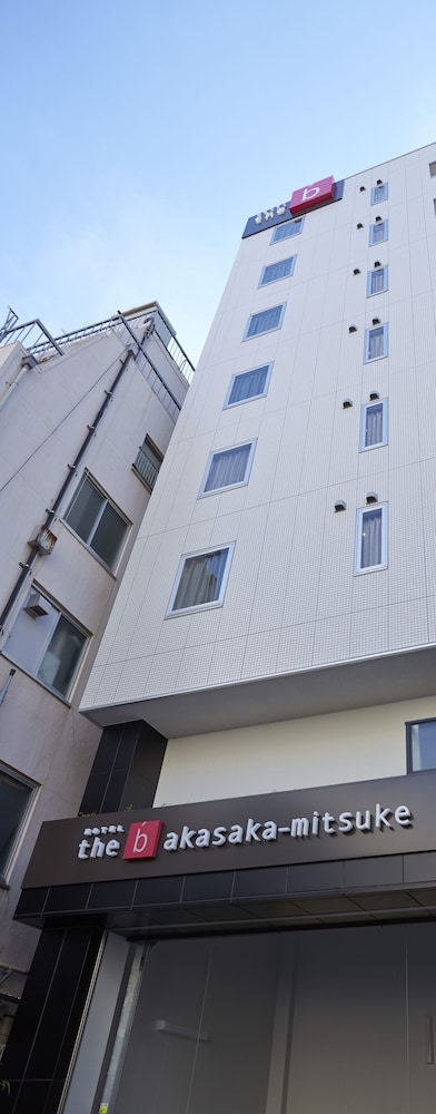 the b akasaka-mitsuke 4/60