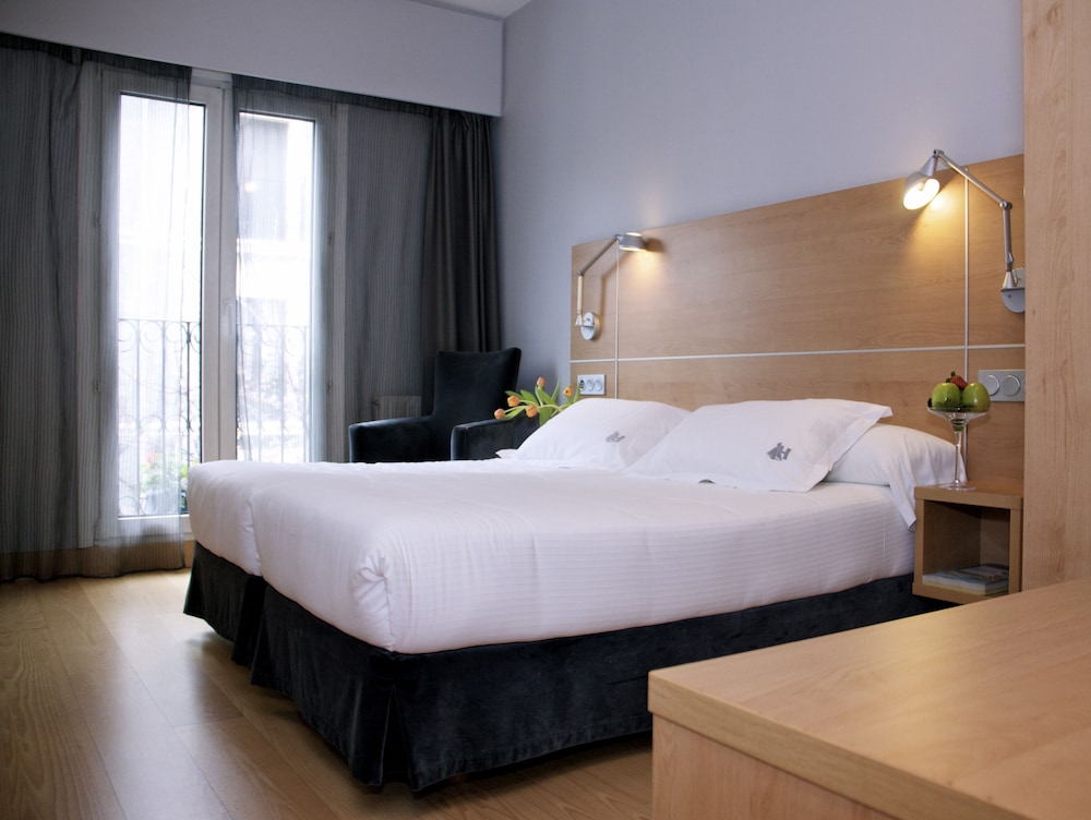 Jauregui Hotel 20/64