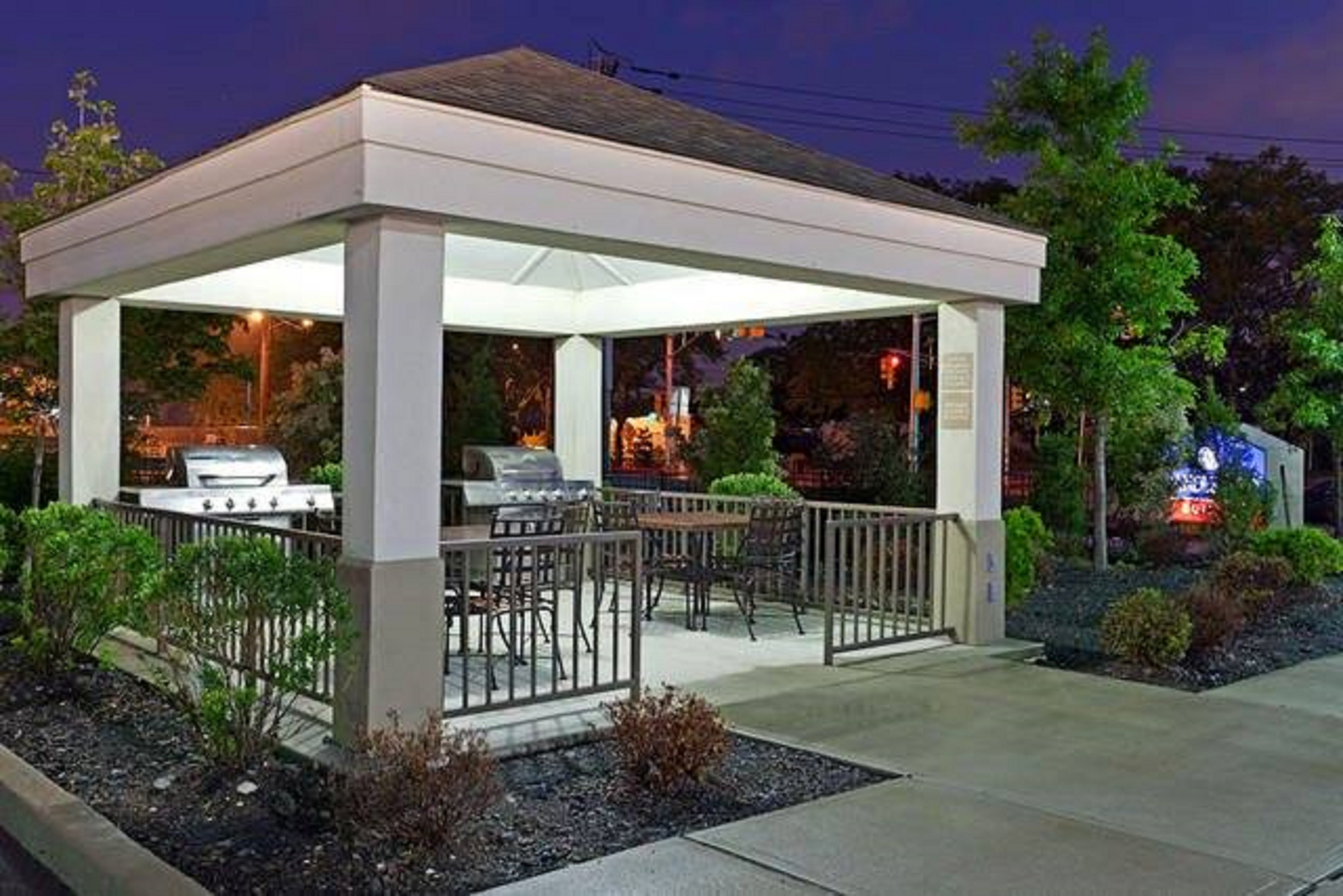 Candlewood Suites Secaucus 6/30