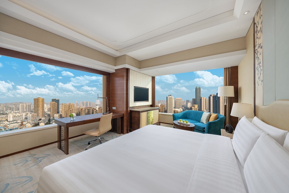 Shangri-La Hefei 10/50