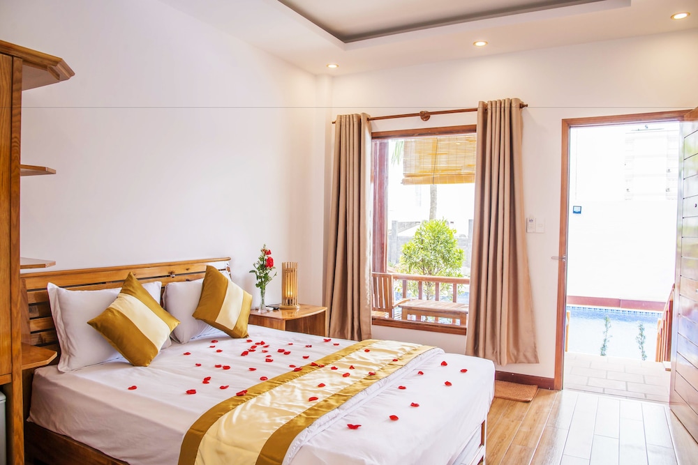 Dong Xuan Hong Guest House 13/49