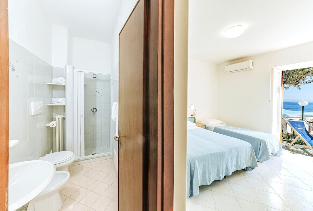 Hotel Bagnitiello 38/40