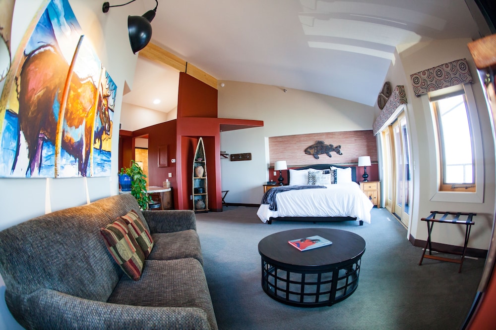 Blue Wave Inn 47/67