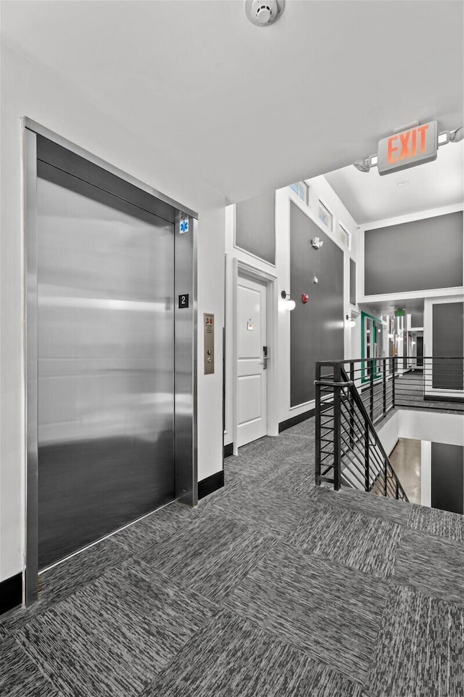 Hollywood Le Bon Hotel 44/50