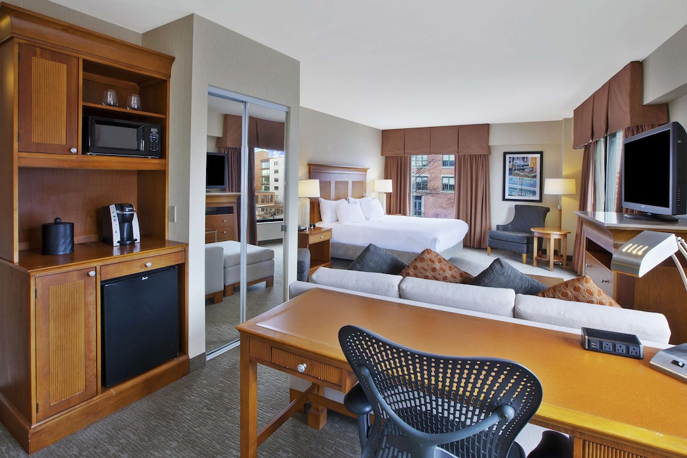 Hilton Garden Inn Portland Downtown Waterfront 26/41