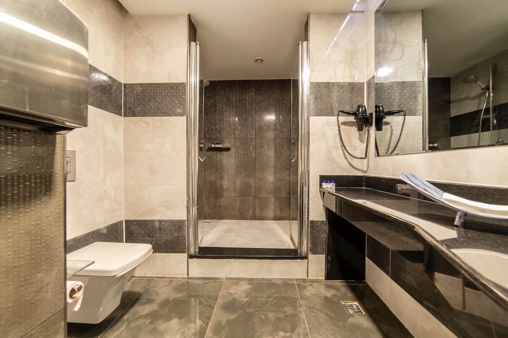 Hotel Ferro 47/50