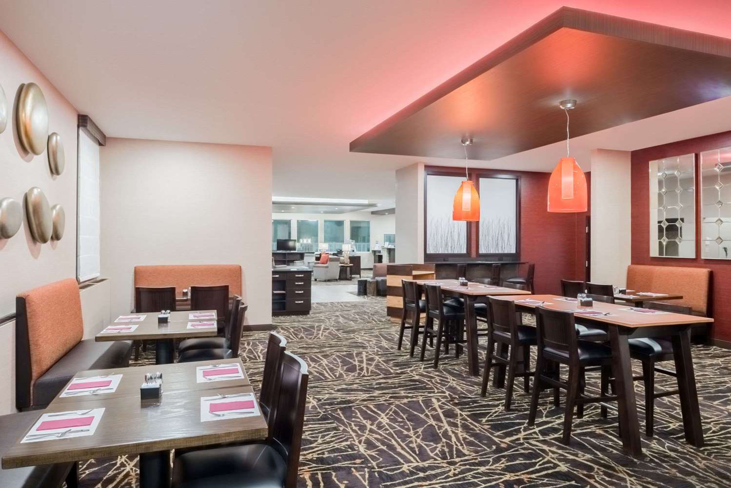 Ramada By Wyndham Grand Forks 20/40