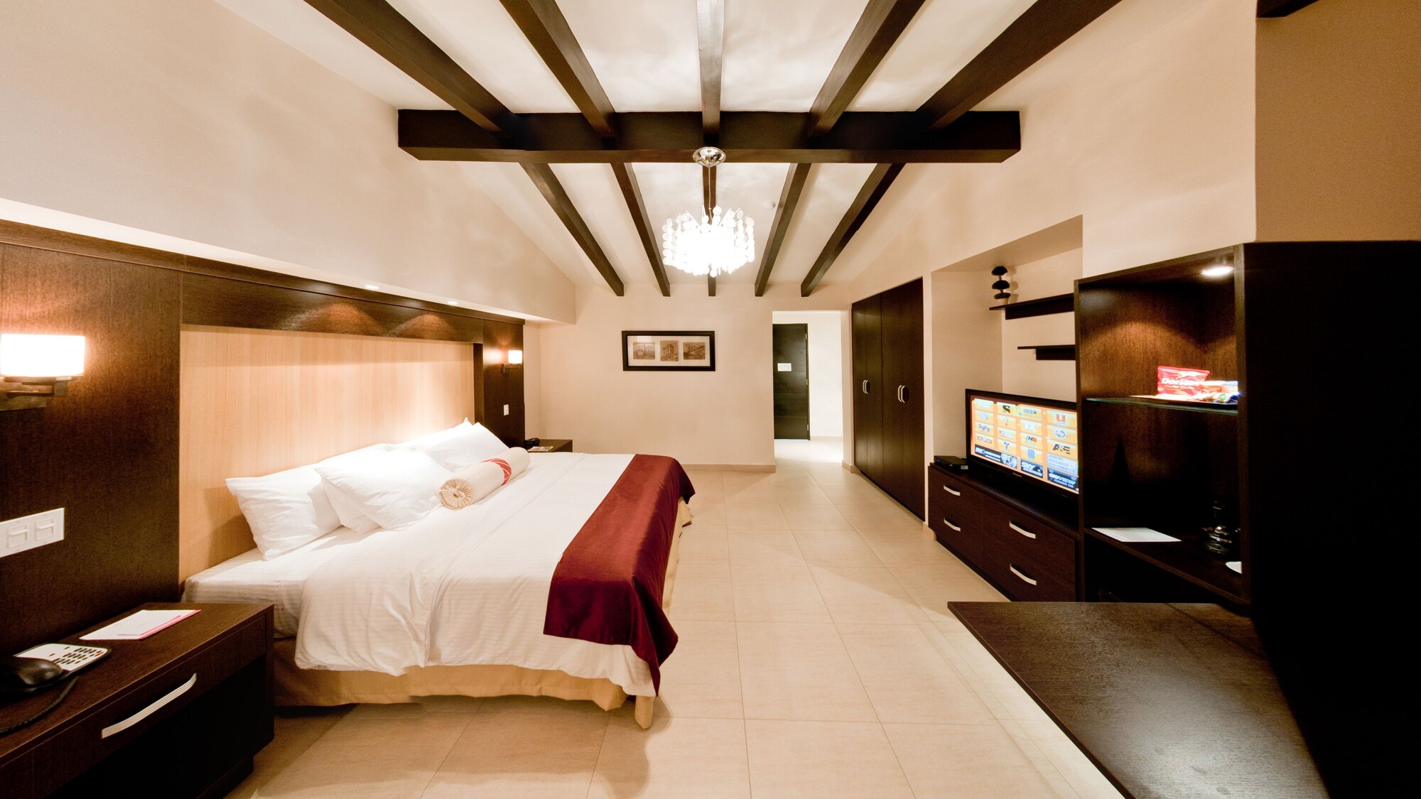 Junior, Single, King Bed, Bay View
