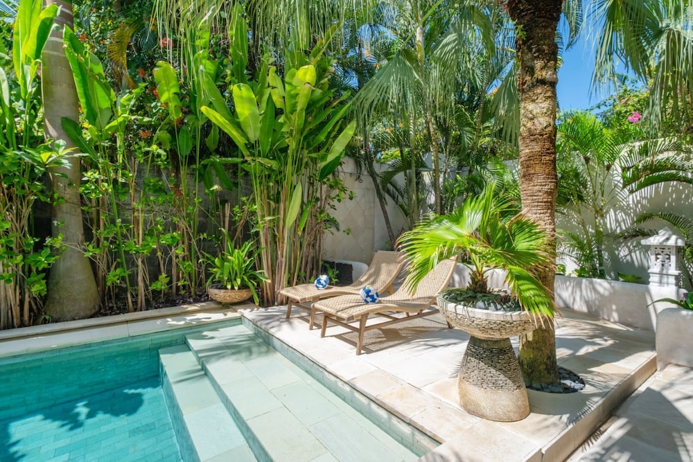 Oberoi Luxury Villas 28/50