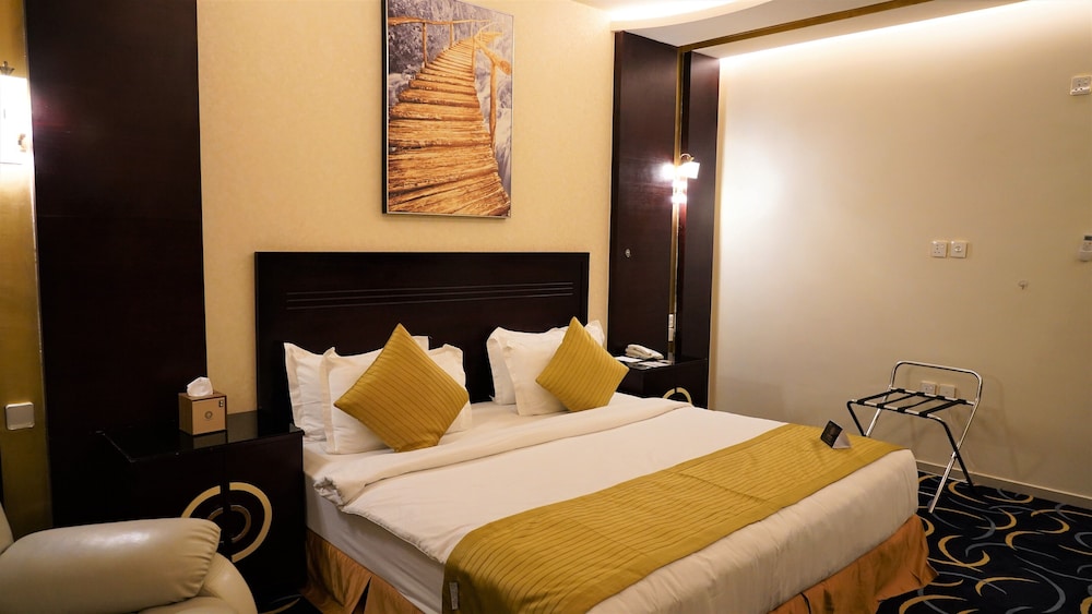 فندق جولدن نايت(Golden Night Hotel) 28/62