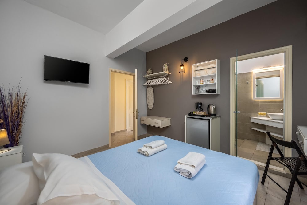 Maravelia Apartments 15/50