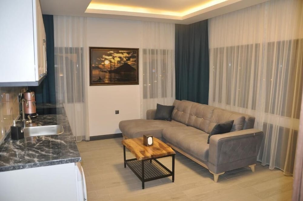 Golaz Suit Otel 25/43